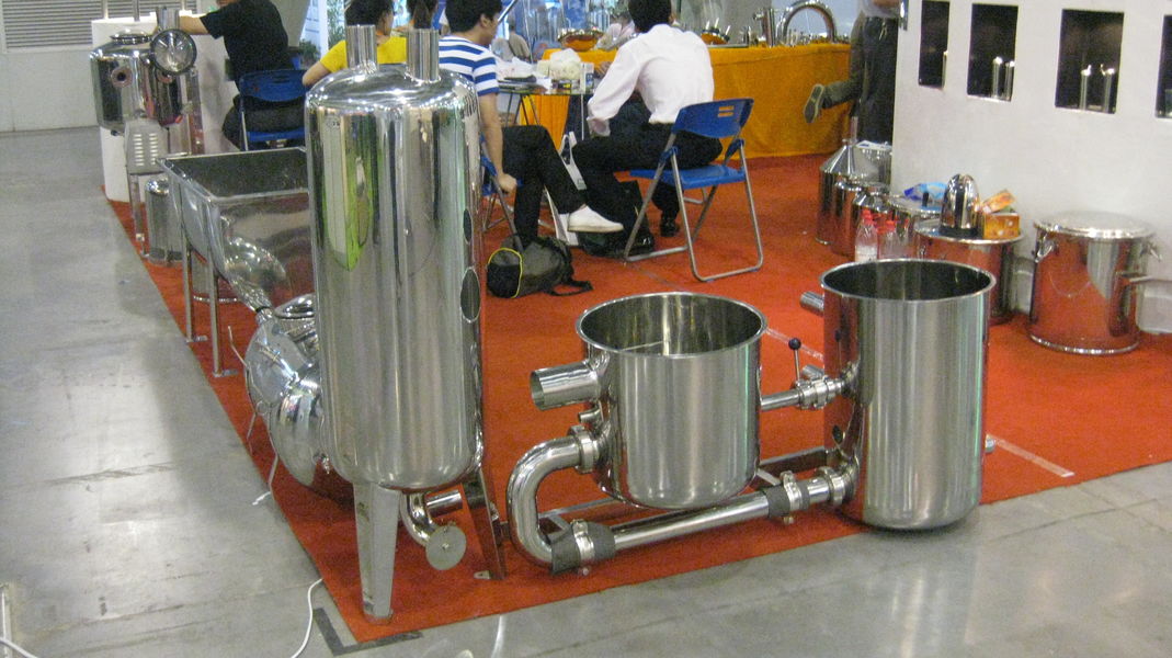 Chuangpu Animal Husbandry Technology (Suzhou) Co., Ltd. manufacturer production line